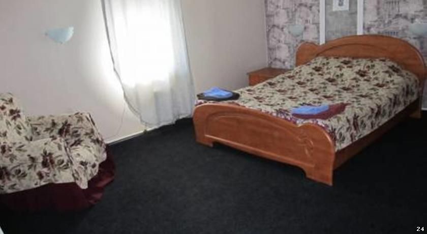 Цена проживания и стоимость допуслуг гостиницы Барнаула — что важнее?